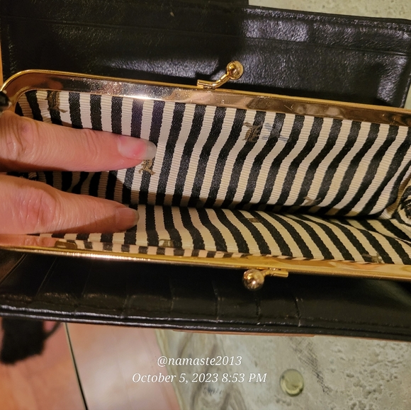 L.A.M.B. by Gwen Stefani Bullseye Wallet Pocket Book Luxury Designer #574 - Picture 6 of 13